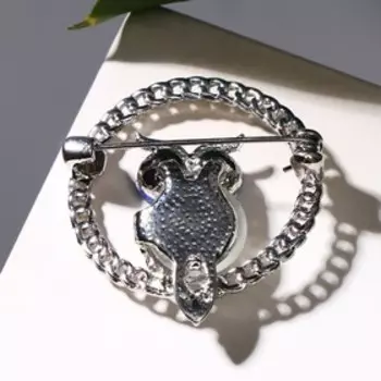 Брошь «Кошачий глаз» сова, бело-голубая в серебре