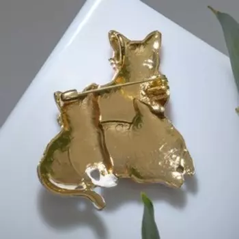 Брошь "Коты" 3 кота, цветная в золоте