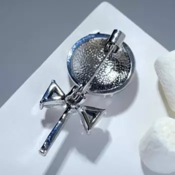 Брошь «Леденец», цвет бело-голубой в серебре