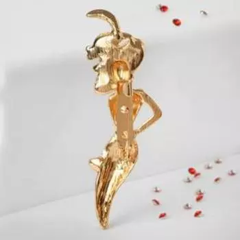 Брошь «Леди» в шляпке, цвет красный в золоте