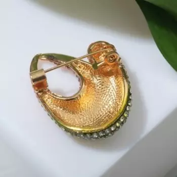 Брошь "Ленивец", цветная в золоте