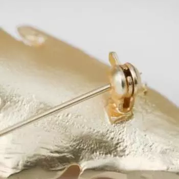 Брошь "Листики" соединение, цвет матовое золото