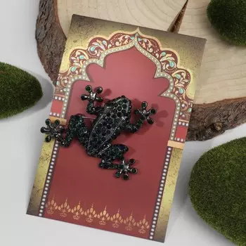 Брошь «Лягушка», цвет изумрудный в сером металле