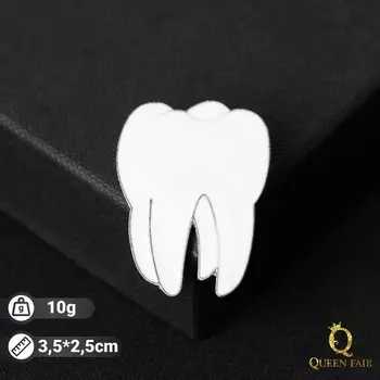 Брошь «Медицина» зуб, цвет белый в серебре