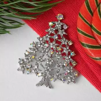 Брошь «Ёлка сияющая», цвет радужный в серебре