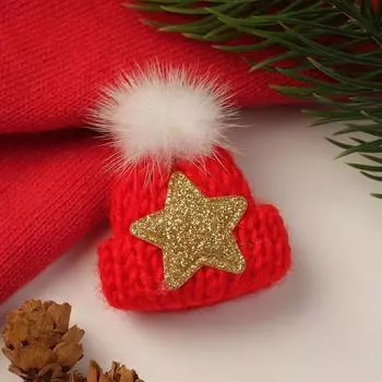 Брошь «Новогодняя» шапочка тёплая, цвет красный