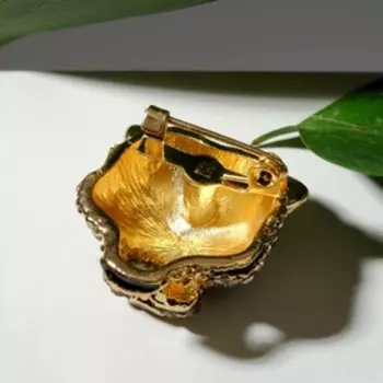 Брошь "Пасть тигра", цвет чёрно-белый в золоте