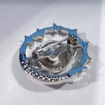 Брошь "Планета" со звёздами, цветная в серебре