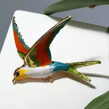 Брошь «Птичка» ласточка, цветная в золоте