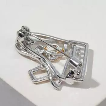 Брошь "Рояль", цвет серебристо-золотой