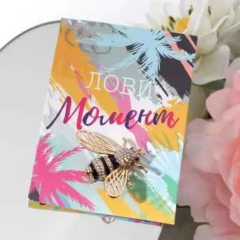 Брошь «Шмель», цвет чёрно-белый в золоте