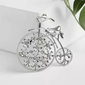 Брошь «Велосипед» ретро, белая в серебре