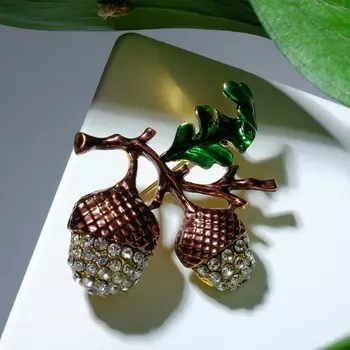 Брошь «Жёлуди», бело-зелёная в чернёном золоте