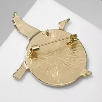 Брошь «Журавль» парящий над морем, цветная в золоте