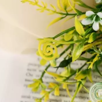 Букет "Листочки с завитками" 35 см, микс