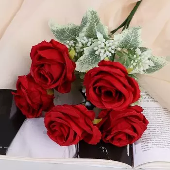 Букет «Роза Ловэль», 527 см, МИКС