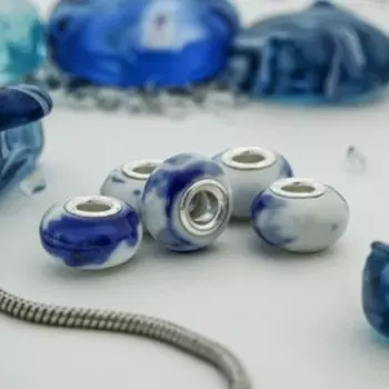 Бусина "Эскиз", цвет бело-синий