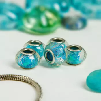 Бусина AB граненая, цвет голубой в серебре