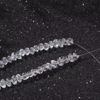 Бусины на нити крошка 4мм "Хрусталь", цвет белый, 35см