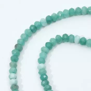 Бусины на нити кукуруза гранёная 3 мм "Нефрит", 35 см