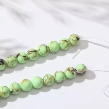 Бусины на нити шар №6 "Варисцит", цвет салатовый