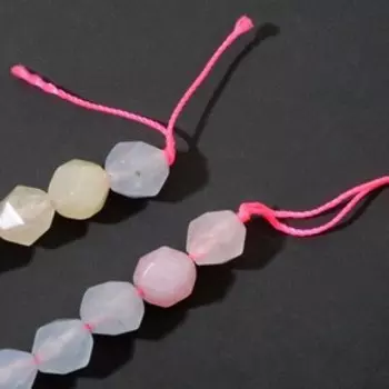 Бусины на нити шар гранёный "Кварц"