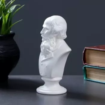 Бюст Толстой / белый 6× 8× 14см