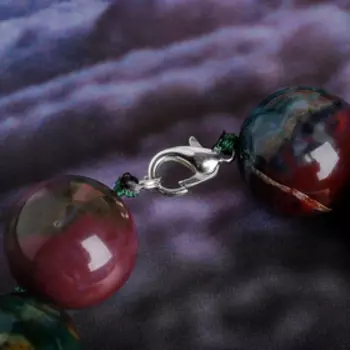 Бусы шар №20 через узел "Яшма зелёная", 60 см