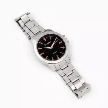 Часы наручные кварцевые мужские, d-4.3см