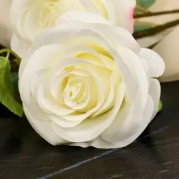 Цветы искусственные «Роза кустовая», h=67 см, белые