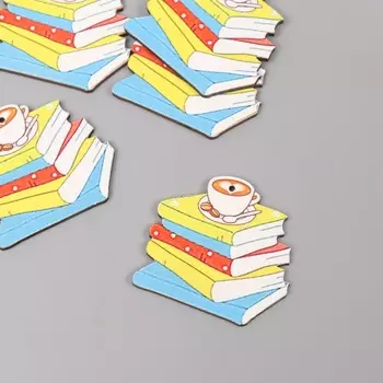 Декор для творчества дерево «Стопка книг и чашка кофе», 44.30.3 см