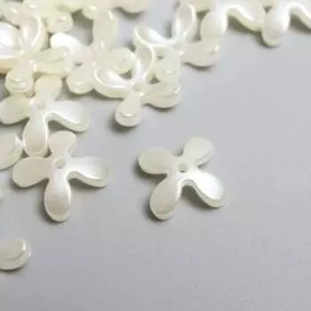 Декор для творчества пластик "Четырёхлистник" жемчужный набор 40 шт 0,3х1,1х1,1 см