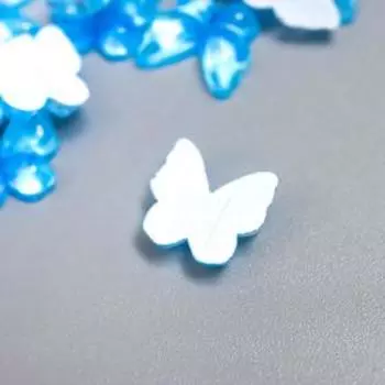 Декоративный элемент "Бабочка" 10 мм голубой
