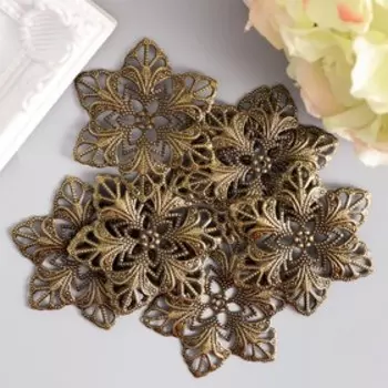 Декоративный элемент "Цветок" d-5,7 см