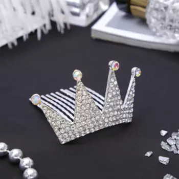 Диадема для волос «Королевская особа», стразы, 3.57.5 см, серебро