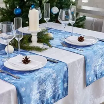 Дорожка на стол «Снежинки», размер 140x40 см