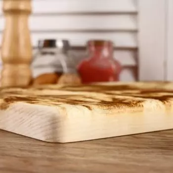 Доска из массива кедра «Медведь», большая, прямоугольная, 23 35 см