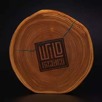 Доска деревянная из спила Wild Kitchen, d=160-200 мм, цельный массив кедра