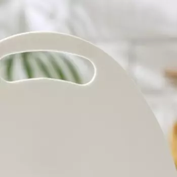 Доска разделочная овальная Доляна «Симплекс», пластик, 3121 см, белая