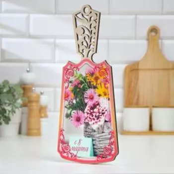 Доска разделочная "С 8 марта", дерево, лакированная, 17,5х37 см