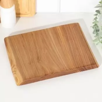 Доска сервировочная и разделочная из карагача, покрыта маслом 19±2 х 26±2 х 2 см