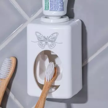 Дозатор для зубной пасты механический «Бабочка», 9.5 х 5.8 см.