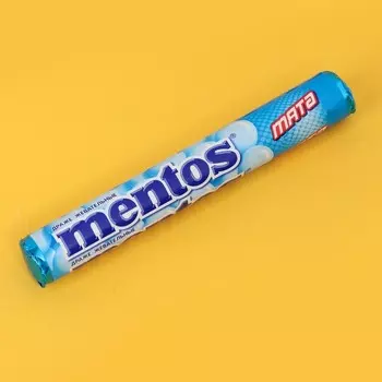 Драже Mentos мятный, 37,5 г