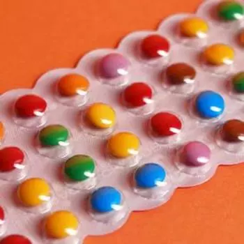 Шоколадное драже «Факинщит нео», 20 г.