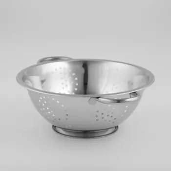 Дуршлаг из нержавеющей стали Доляна «Индия», 2,7 л, d=26 см, на ножке, две ручки