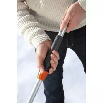 Движок пластиковый, ширина ковша 70 см, с металлической планкой