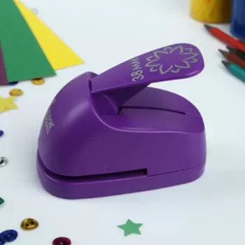 Дырокол фигурный 3D "Цветок", диаметр вырезной фигуры 38 мм