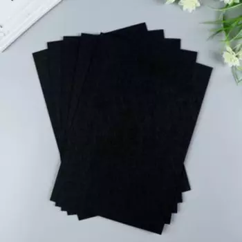 Фетр жесткий 1 мм 2030 см черный