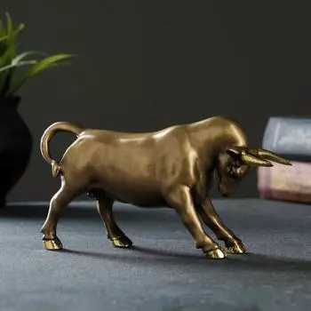 Фигура "Атакующий бык" золото, 17х4,5х8см