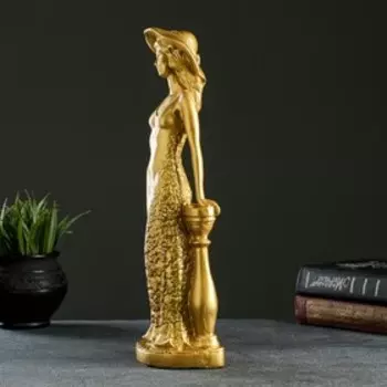 Фигура "Девушка в шляпе" золото, 37х13х8см